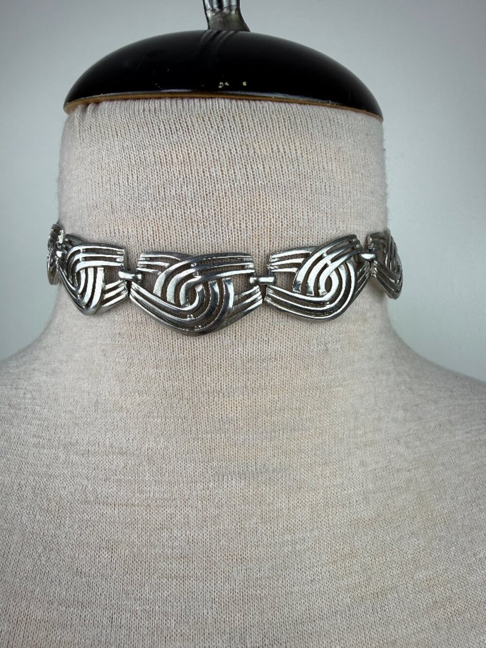 Vintage 60s Art Deco Style Chunky Silver Tone Choker Necklace  11.5-14.5"